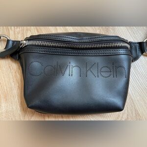 Calvin Klein black belt bag fanny pack waist crossbody unisex classic